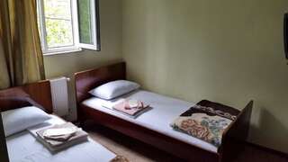 Отель RP Hotel Ереван Стандартный двухместный номер с 2 отдельными кроватями-2